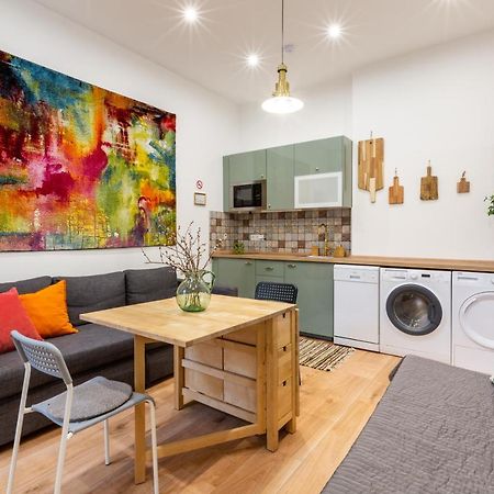 Industrial Style Appartment With Ac Steps To Gozsdu Budapesta Exterior foto