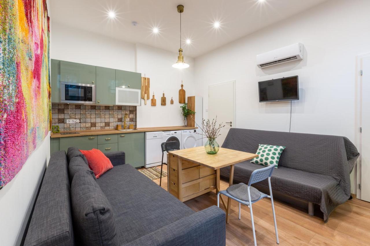 Industrial Style Appartment With Ac Steps To Gozsdu Budapesta Exterior foto