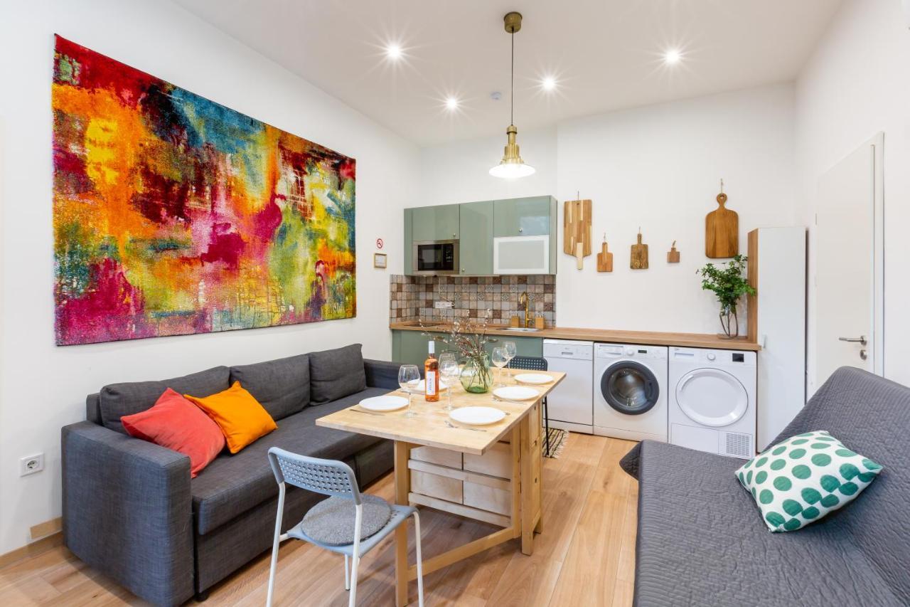 Industrial Style Appartment With Ac Steps To Gozsdu Budapesta Exterior foto